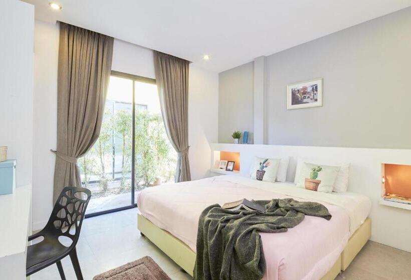 Вилла Deluxe 3 Спальни, Villa Navin