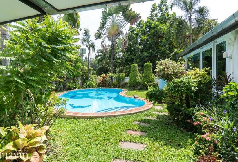 Вилла с 1 спальней и бассейном, Villa Navin