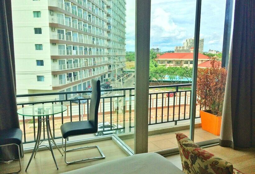 Номер Deluxe с Балконом, Villa Navin