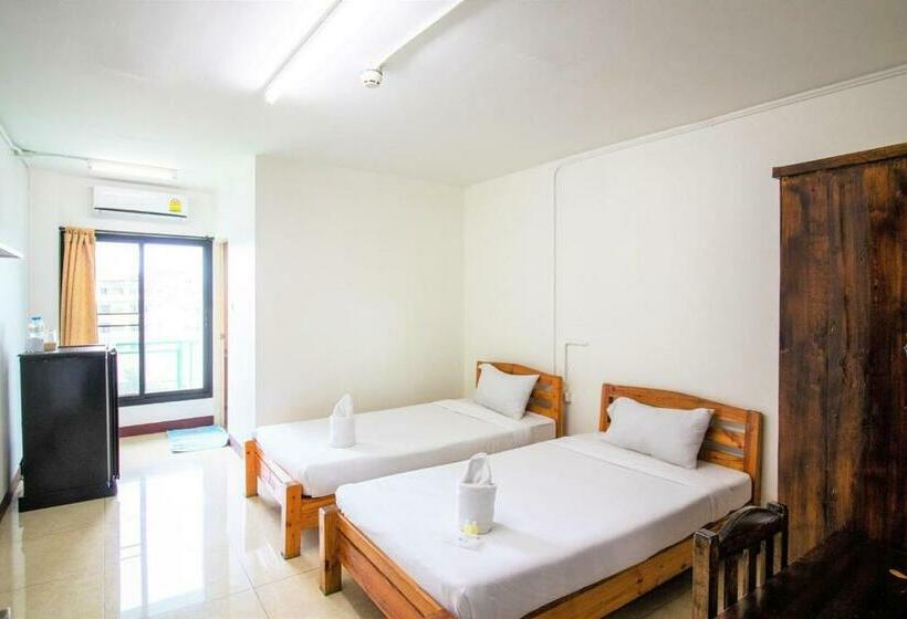 标准间, Eden Garden Resort