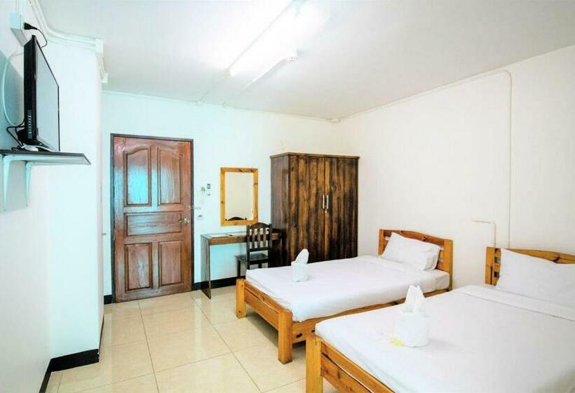 标准间, Eden Garden Resort