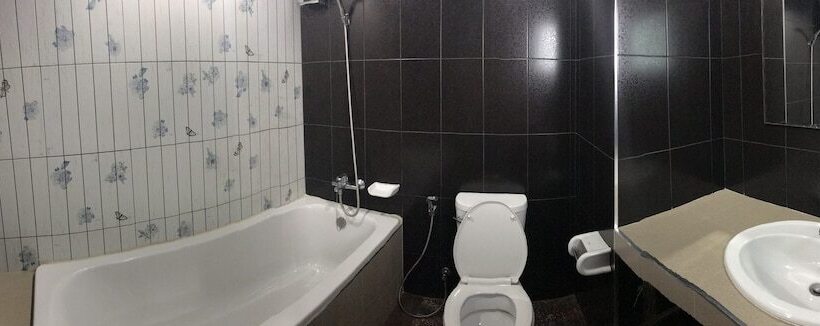 高级大房间, Eden Garden Resort