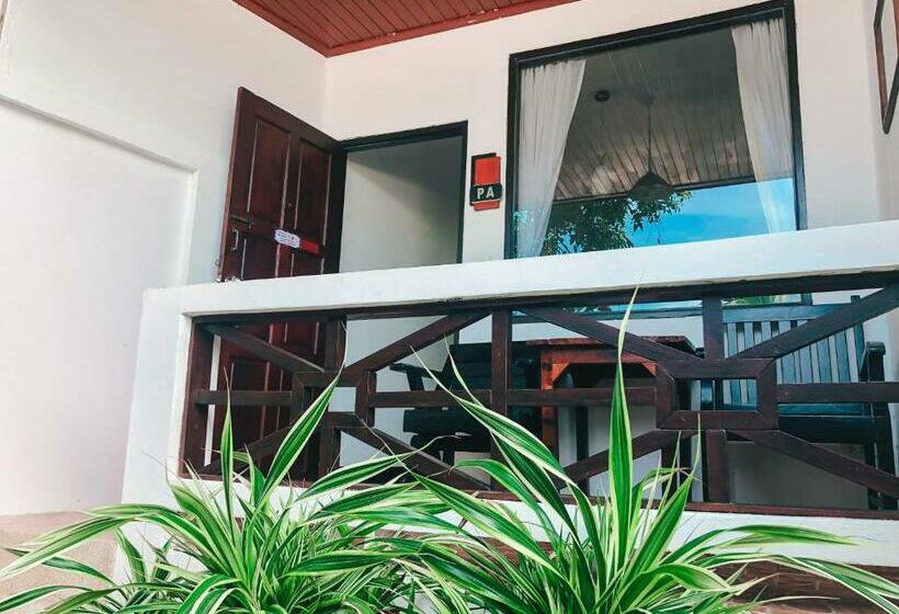 غرفة إقتصادية, Aumpai Luxury