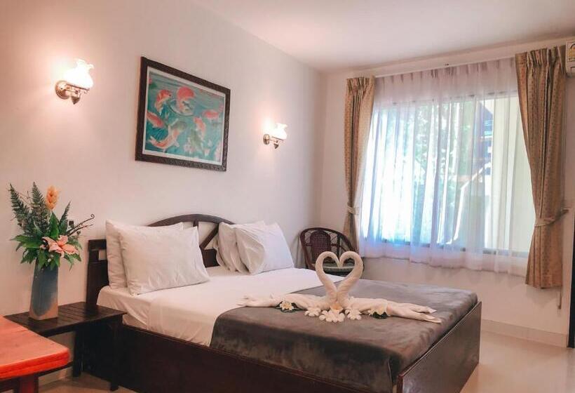 غرفة إقتصادية, Aumpai Luxury