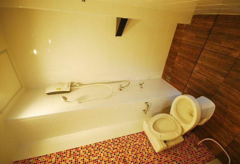 Quarto Superior, Baan Mina