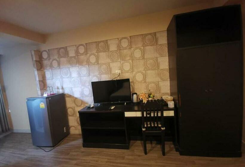 Номер Deluxe, Metro Residence