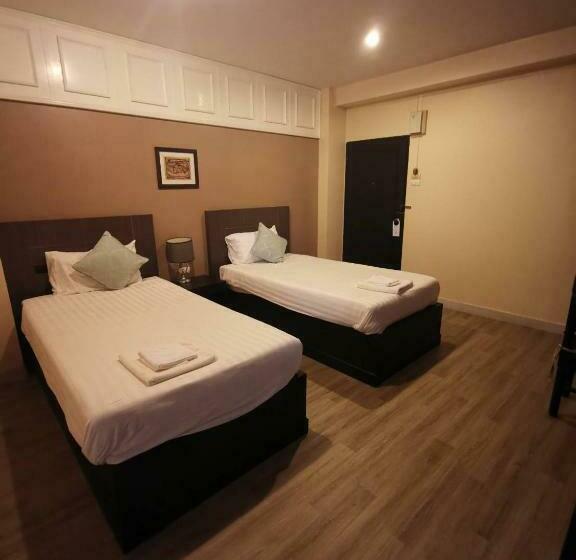 Номер Deluxe, Metro Residence