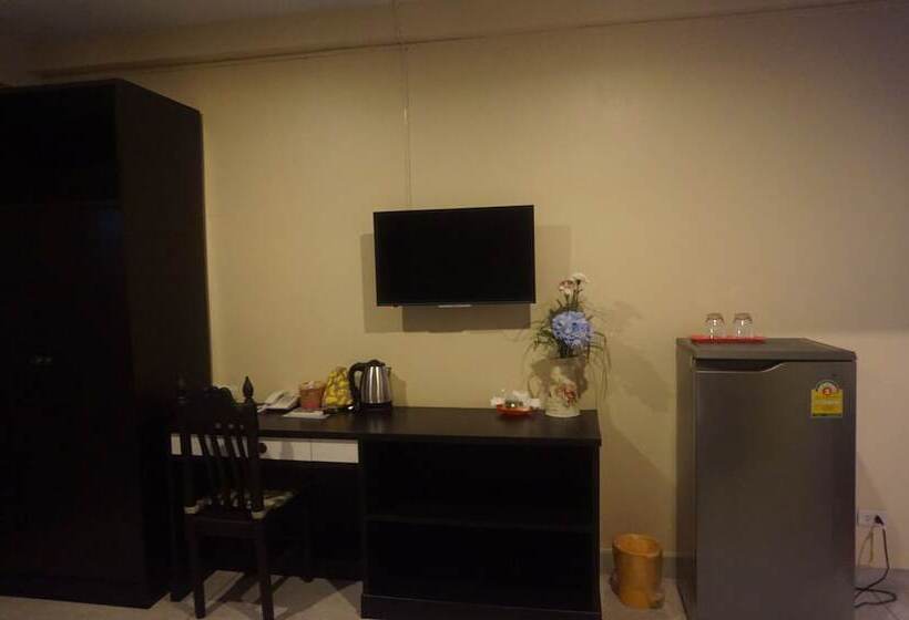 Номер Deluxe, Metro Residence