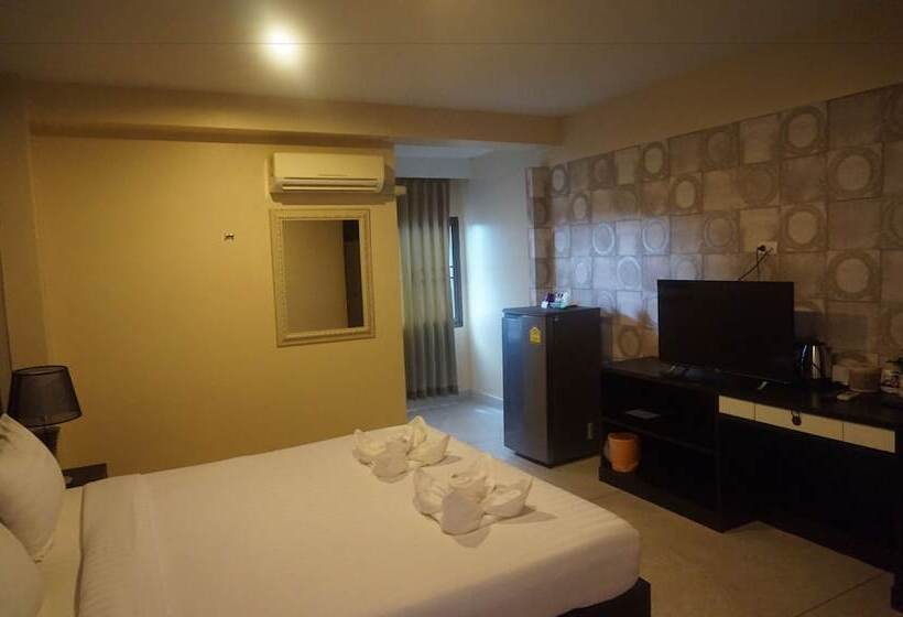 Номер Deluxe, Metro Residence