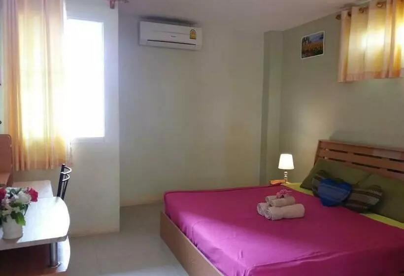 مجموعه ویستا شهر, Santipran Place