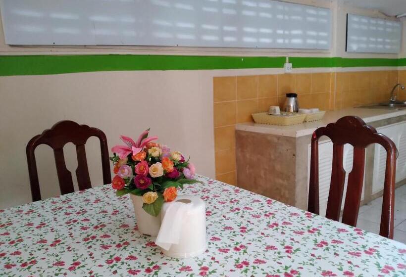 Standard room with outdoor bath, Santipran Place