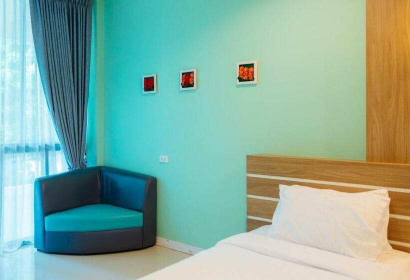 Standart Oda, The Room At Maesai