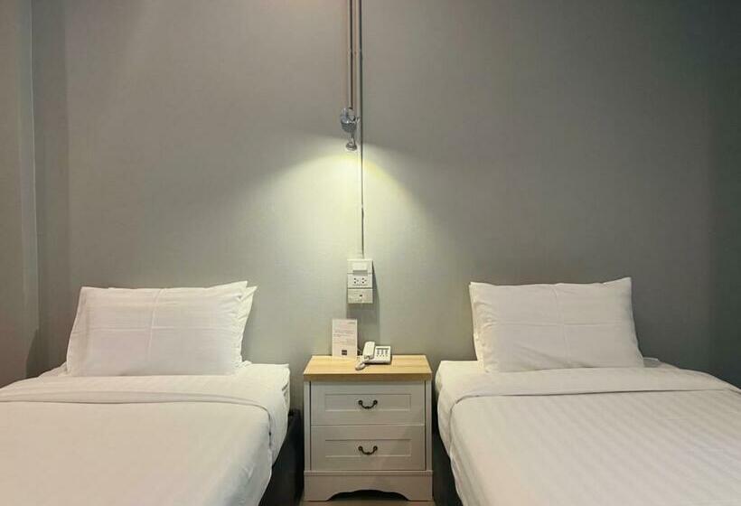 Standart Oda, The Room At Maesai