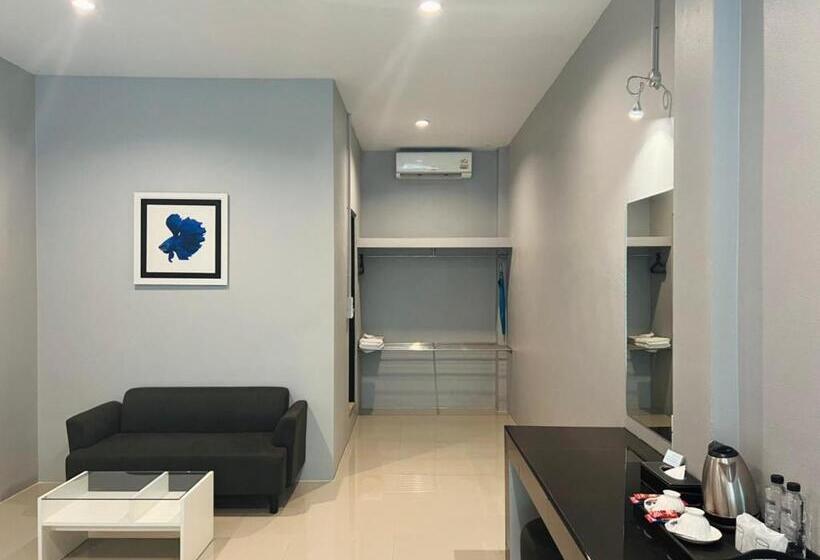 Standart Oda, The Room At Maesai