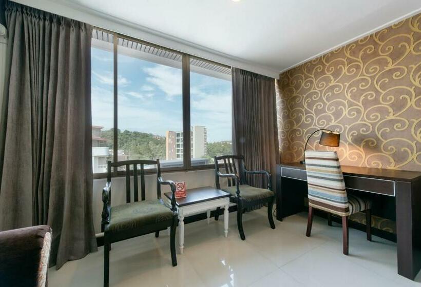 חדר דלוקס, The Singora