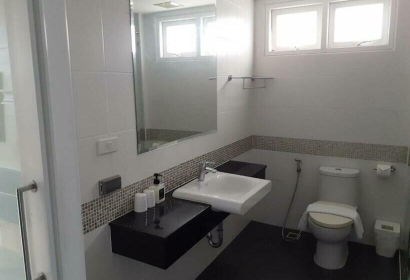 수피리어 스튜디오, Vivace