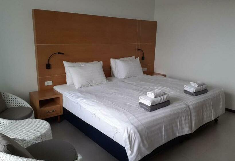 수피리어 스튜디오, Vivace