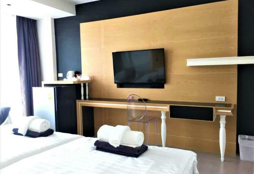 수피리어 스튜디오, Vivace