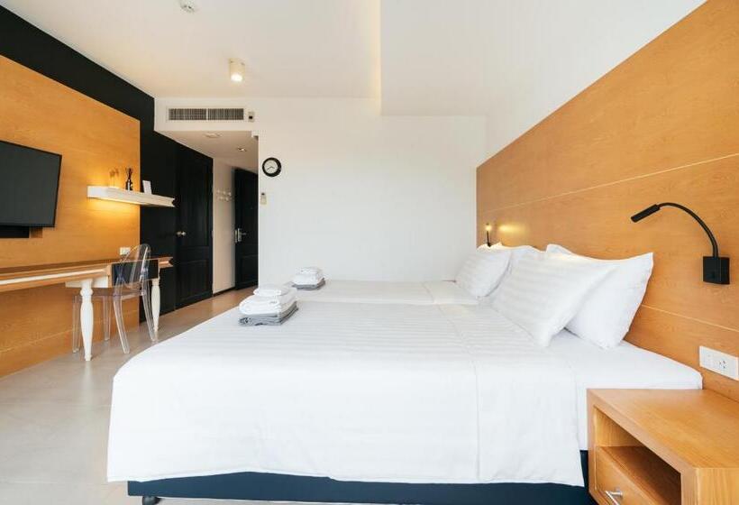 수피리어 스튜디오, Vivace