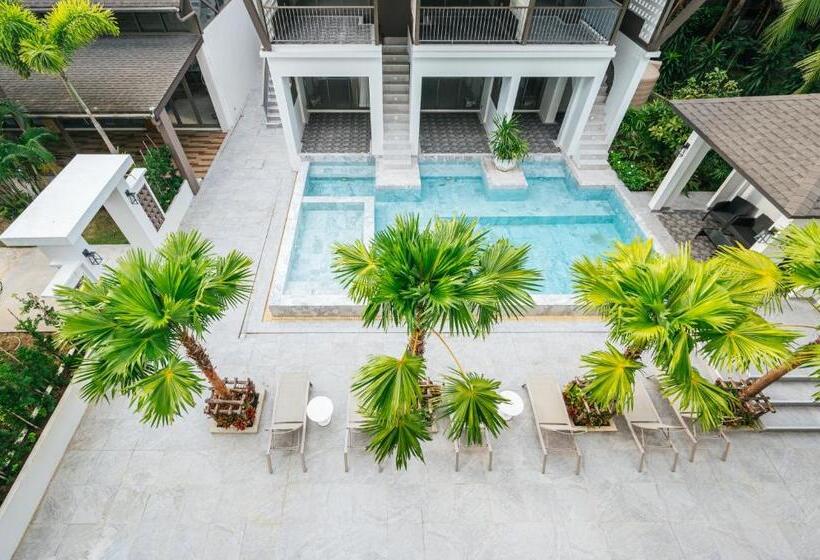 디럭스 룸, Vivace