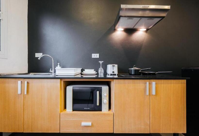 스탠다드 스튜디오, Vivace