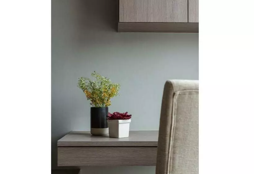 バルコニー付き１ベッドルームアパートメント, Madera Residence Sriracha