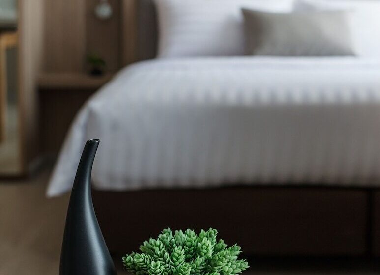 标准工作室, Madera Residence Sriracha