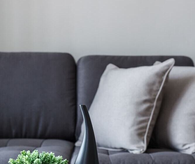 标准工作室, Madera Residence Sriracha