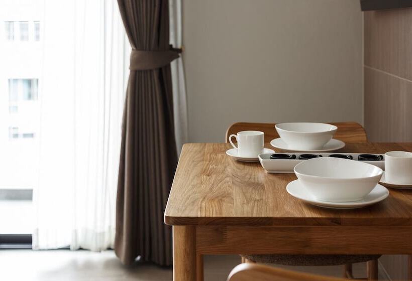 带1个卧室的带阳台的公寓, Madera Residence Sriracha