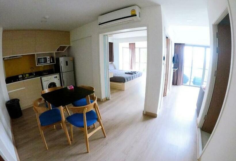 Suite Lit King, Sonrisa Srirachaที่พักติดทะเล