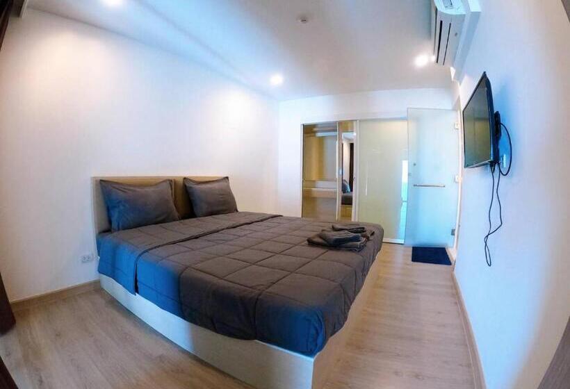 Quarto Familiar Vista Mar, Sonrisa Srirachaที่พักติดทะเล