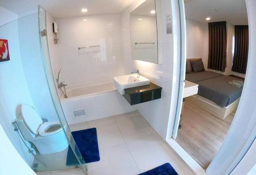 Appartement 1 Chambre Vue Jardin, Sonrisa Srirachaที่พักติดทะเล