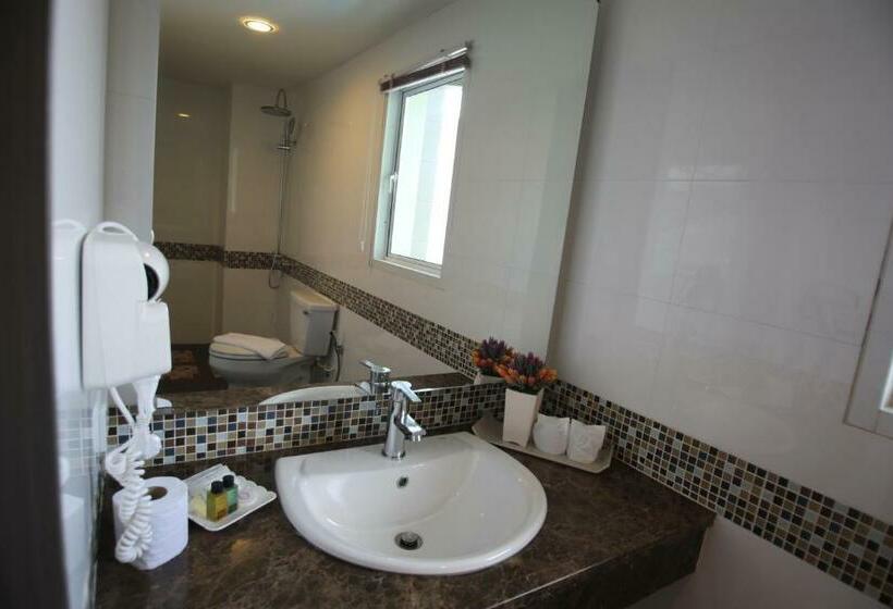 Quarto Superior, Trebel Pattaya