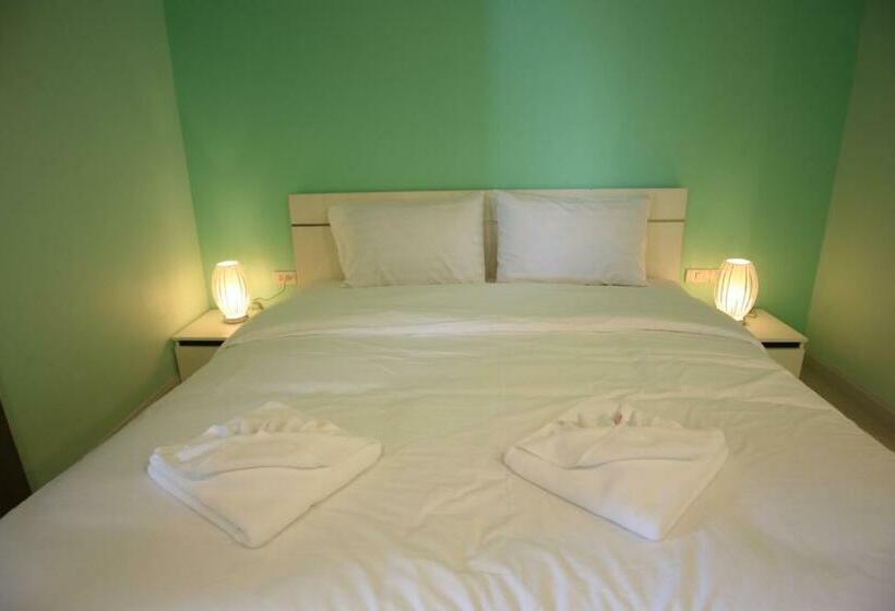 Quarto Superior, Trebel Pattaya