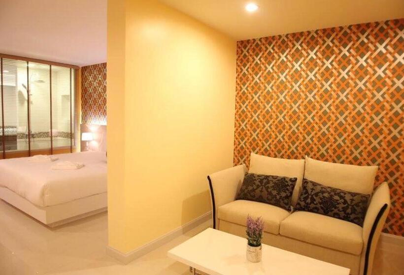 Suíte Deluxe Cama King, Trebel Pattaya