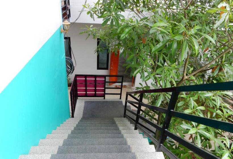 Номер Deluxe с Балконом, Wandee Bed & Breakfast