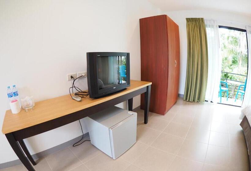 Номер Deluxe с Балконом, Wandee Bed & Breakfast