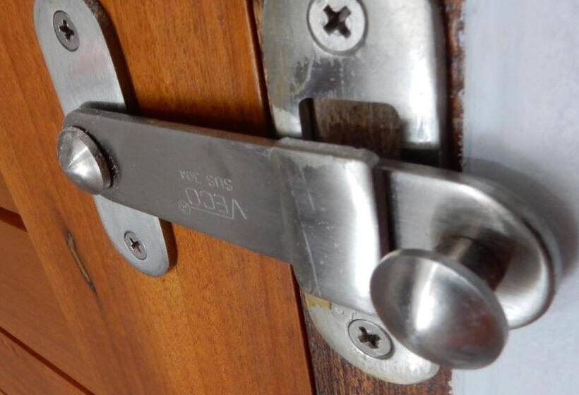 Номер Deluxe с Балконом, Wandee Bed & Breakfast