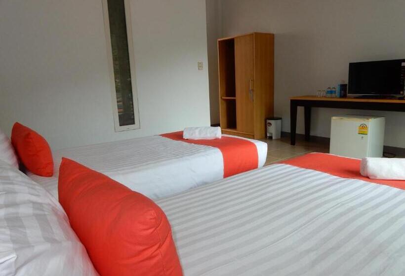 Номер Deluxe с Балконом, Wandee Bed & Breakfast