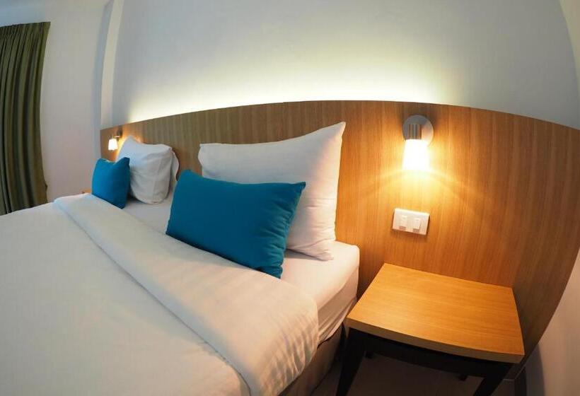 Номер Deluxe с Балконом, Wandee Bed & Breakfast