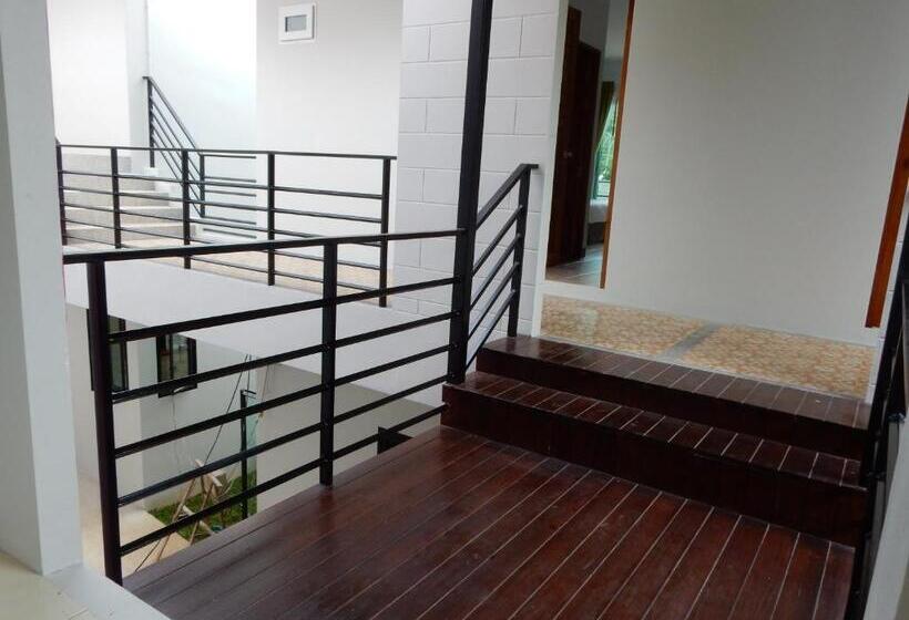 Номер Deluxe с Балконом, Wandee Bed & Breakfast