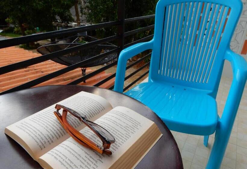 Номер Deluxe с Балконом, Wandee Bed & Breakfast