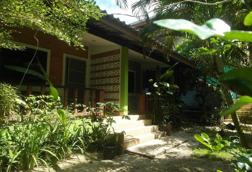 Бунгало Стандарт Вид на Сад, Wandee Bed & Breakfast