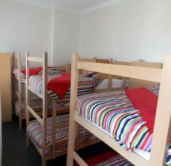 اتاق استاندارد چهارنفره با سرویس بهداشتی مشترک, Guest House Miss Depolo