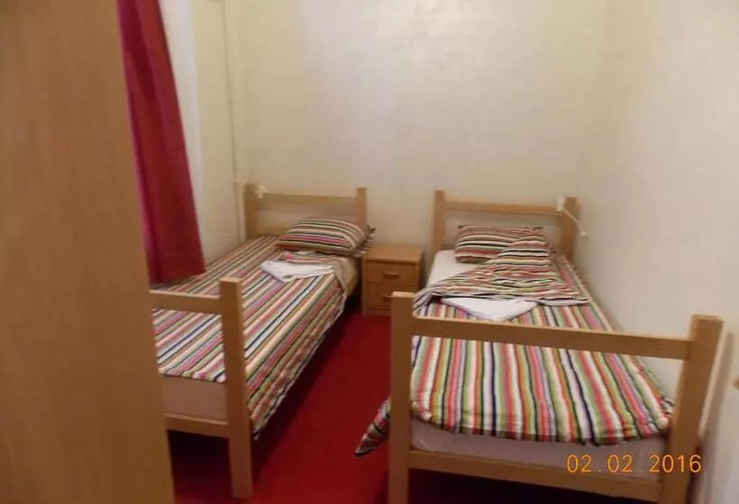 اتاق استاندارد با سرویس بهداشتی مشترک, Guest House Miss Depolo