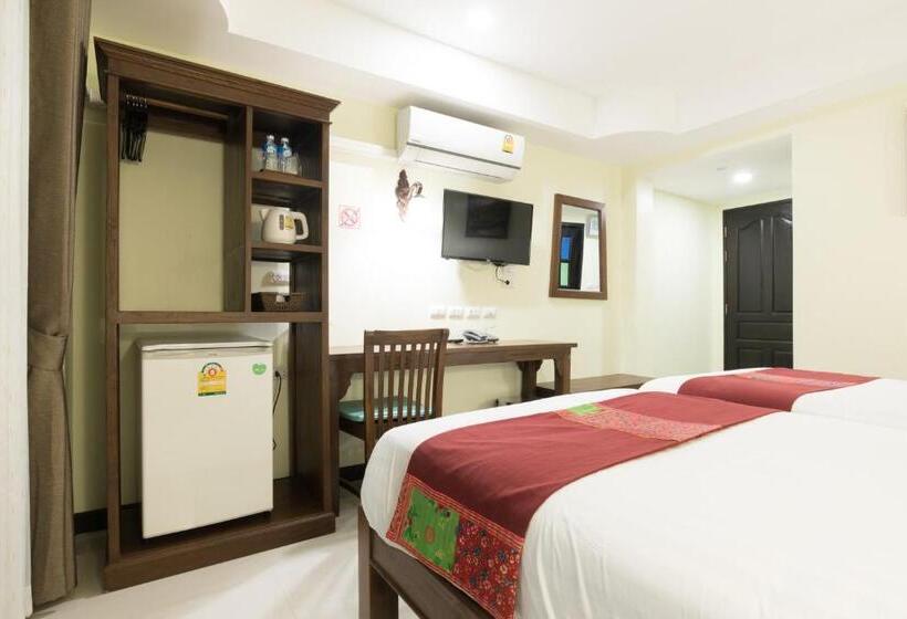 اتاق لوکس, Riverside House