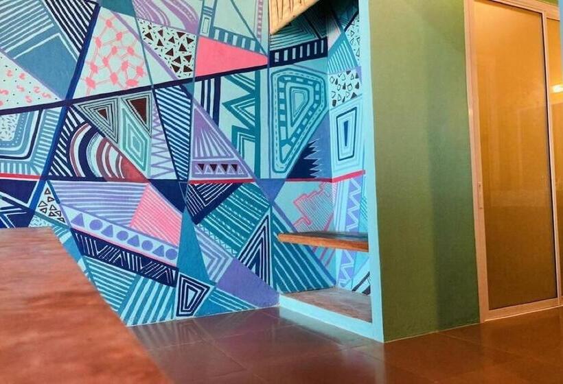 스탠다드 방갈로, Chaba Bungalows