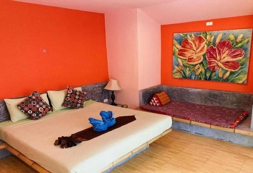 디럭스 룸, Chaba Bungalows