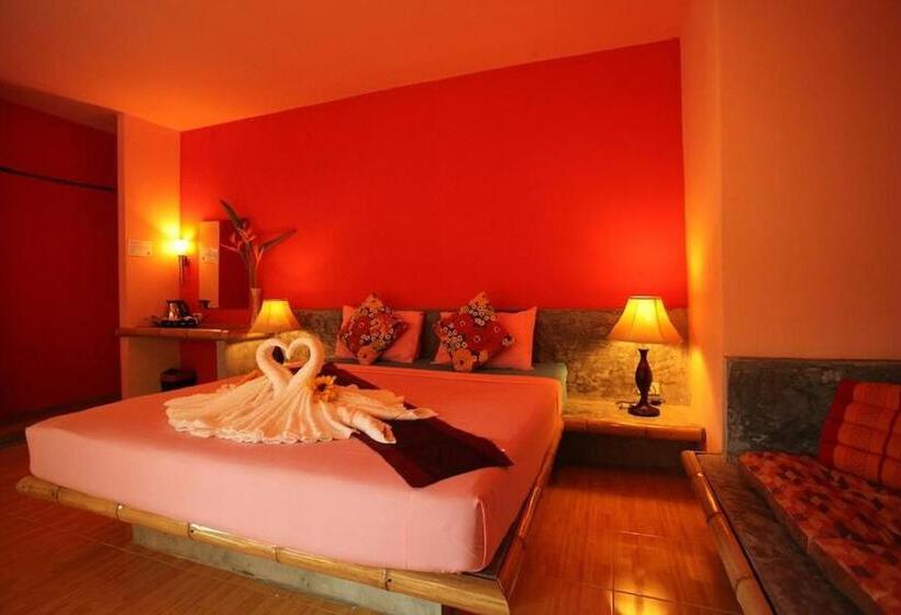 디럭스 룸, Chaba Bungalows