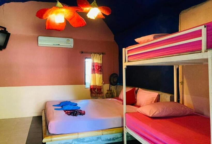 패밀리 룸 가든 전망, Chaba Bungalows